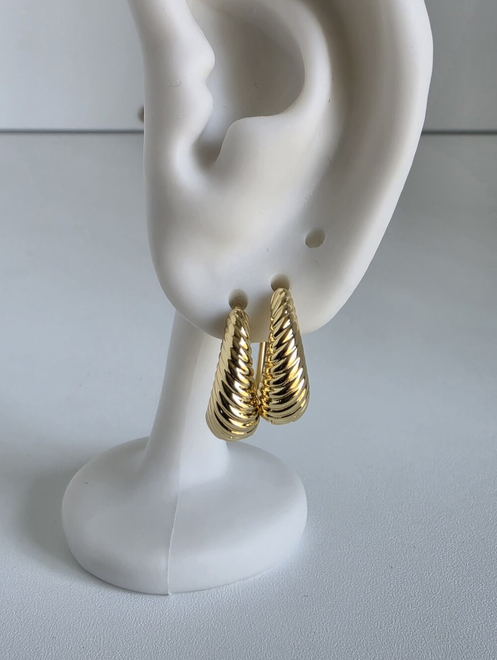 Gold Plated Chunky Textured Hoop Earrings Ribbed Statement Jewelry